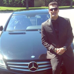 Meet your Posher, Robert